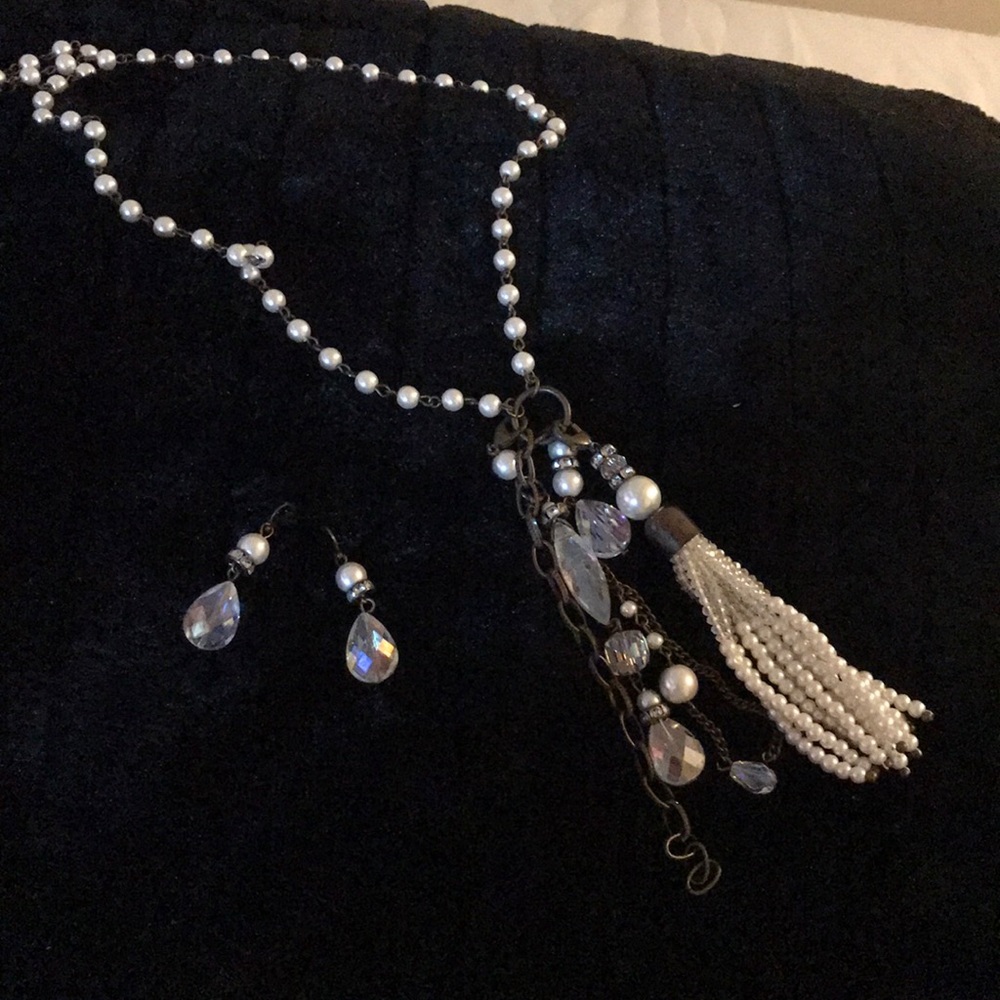 Neckless
